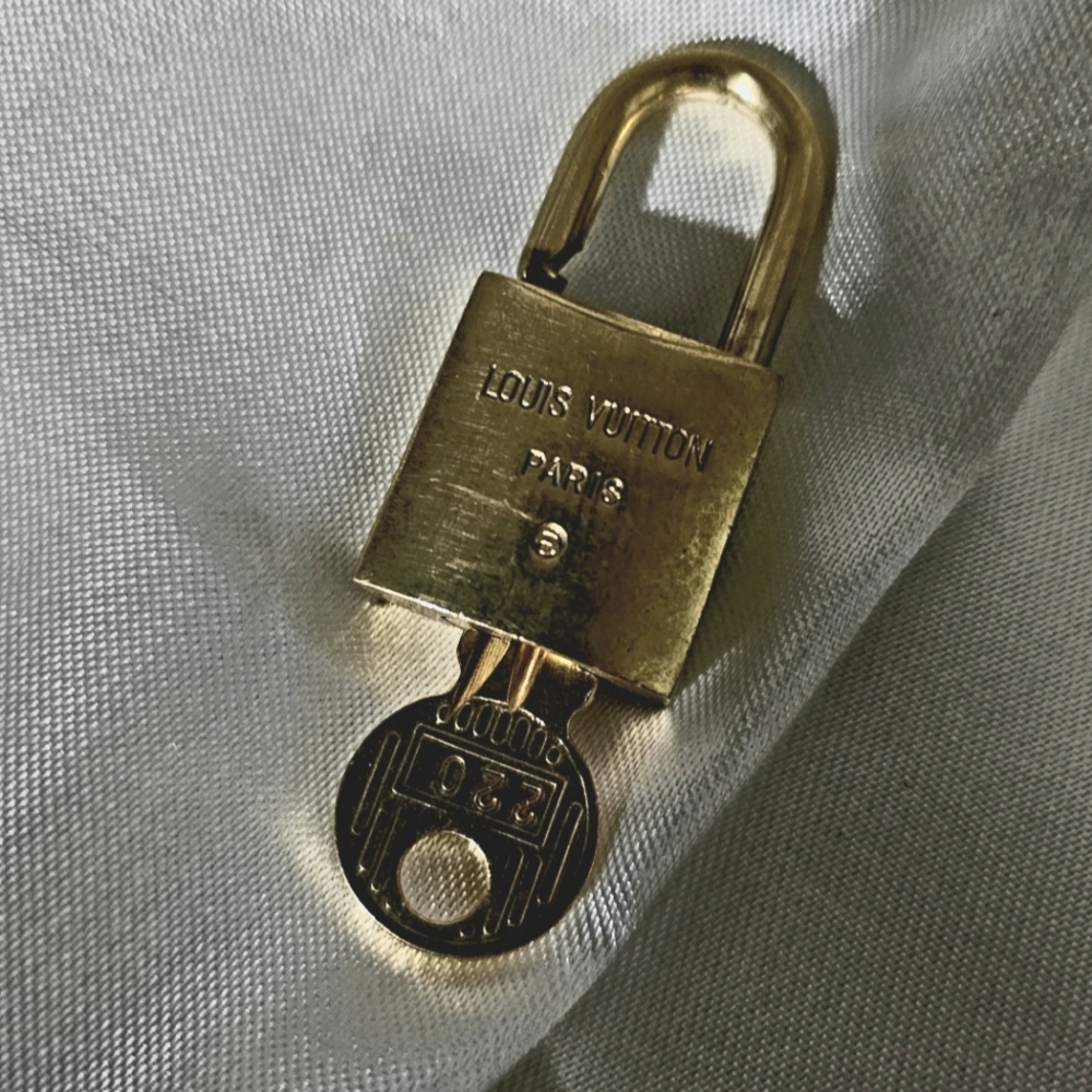 Authentic LV Lock & Key 200 series Multiple